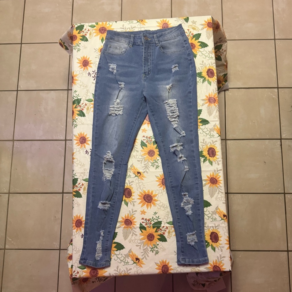 SHEIN Light Blue Distressed Skinny Jeans